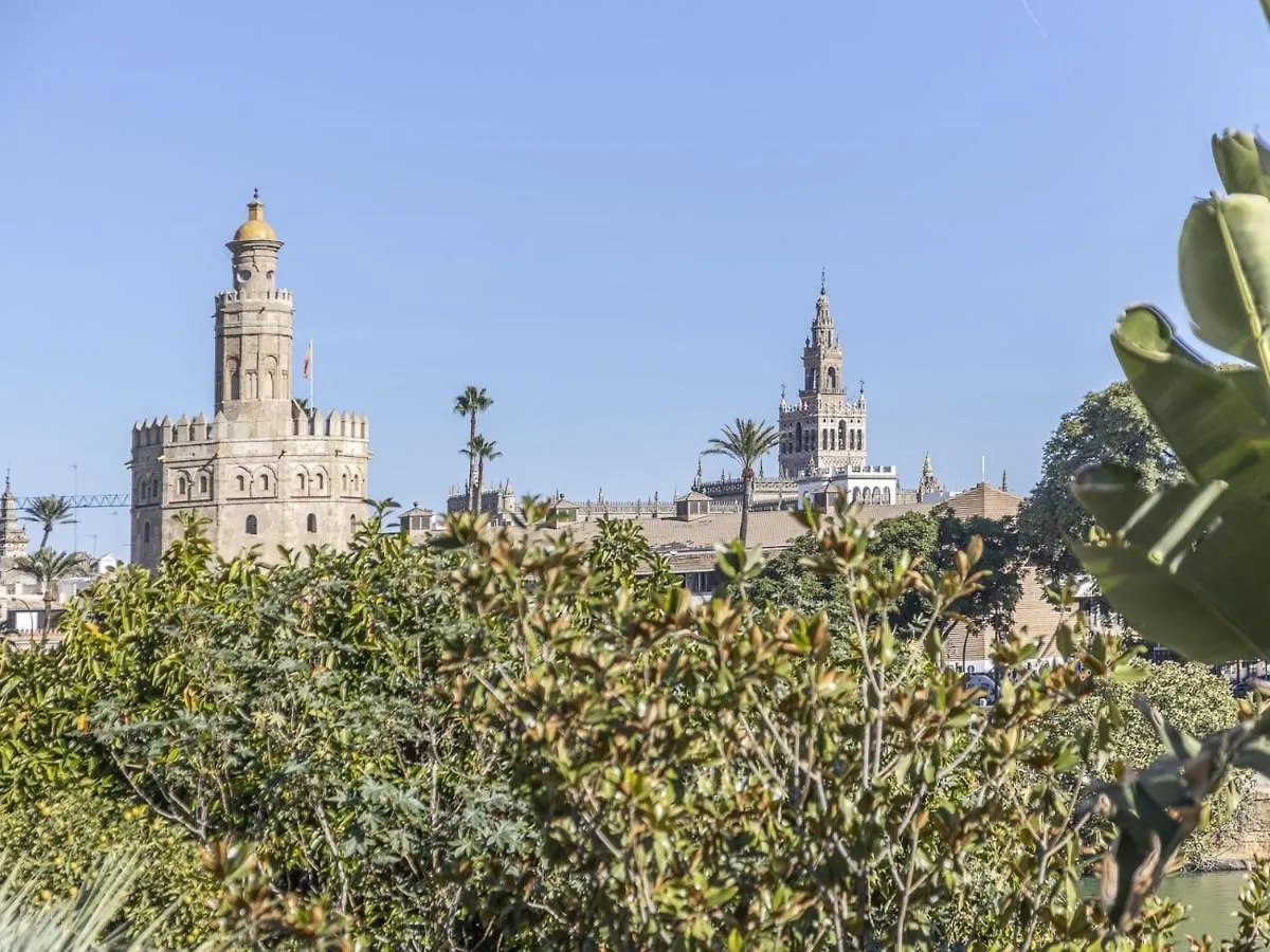Pureza Dreams De Sevilla Oasis En Triana 0*, 세비야