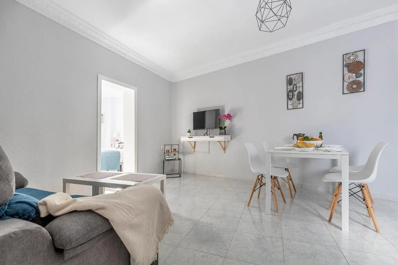 Pureza Dreams De Sevilla Oasis En Triana 0*, 세비야 스페인