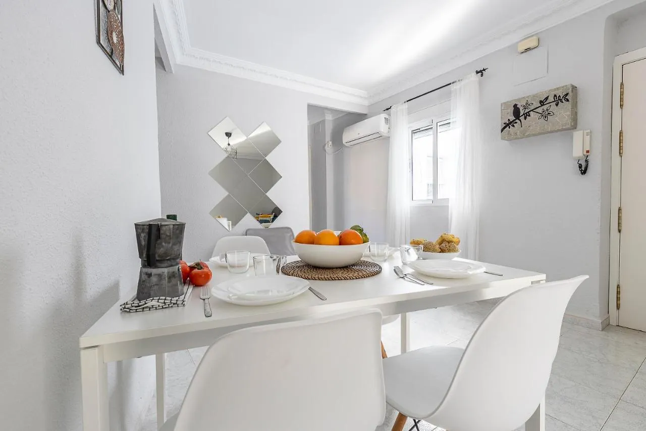 아파트 Pureza Dreams De Sevilla Oasis En Triana